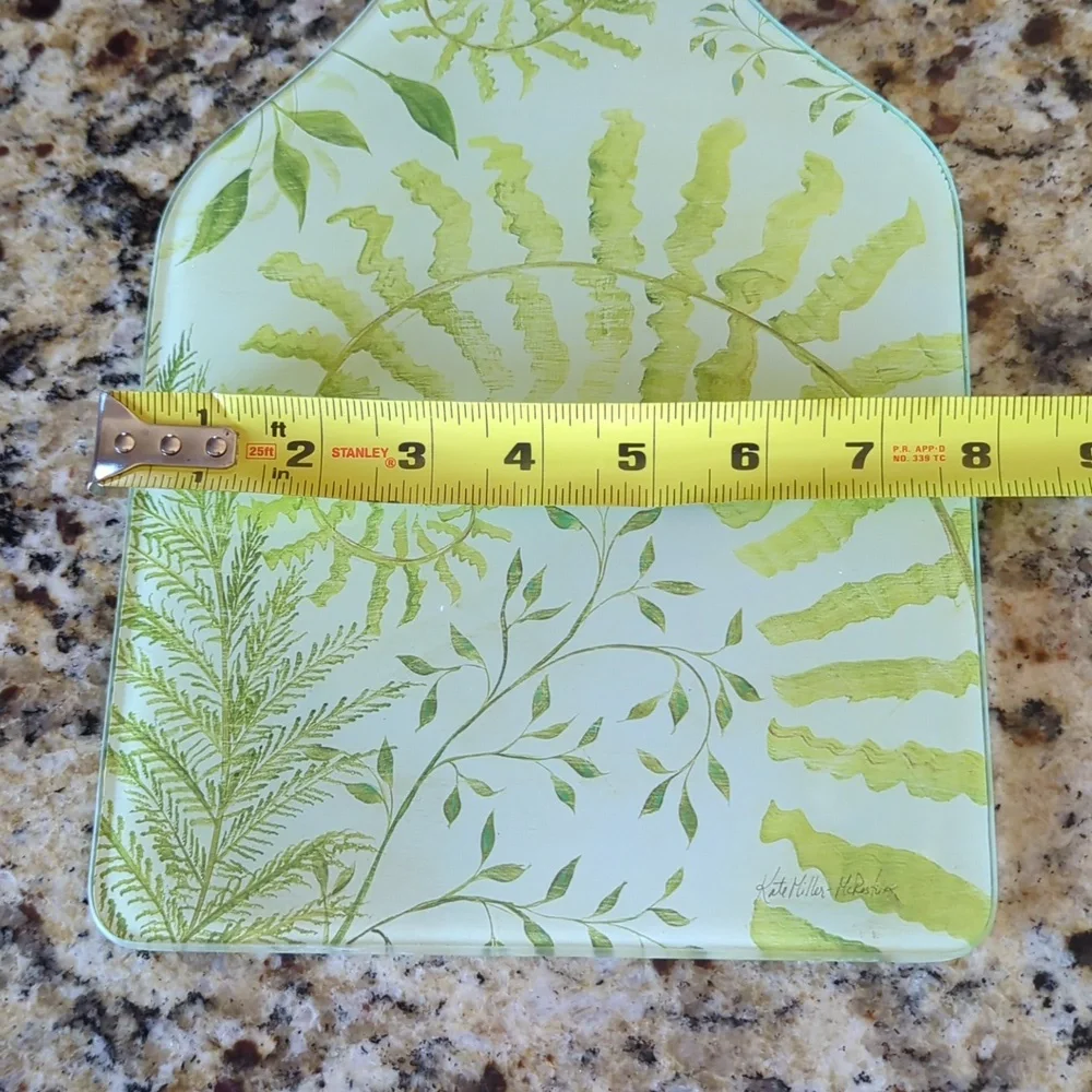 Glass Cutting Board And Tupperware Citrus Keeper Set